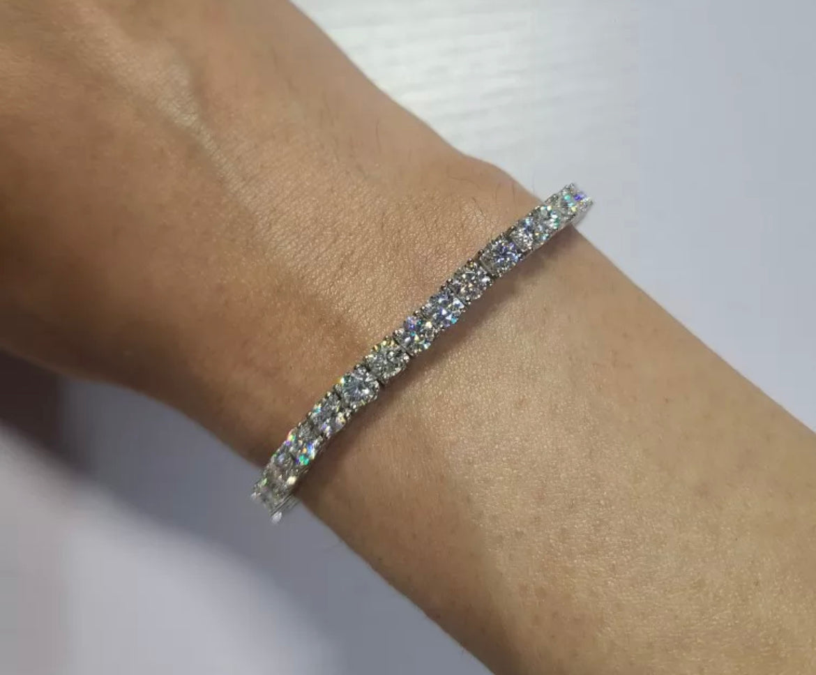 4mm Moissanite tennis bracelet