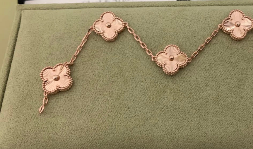 Gold / Silver / Rose Gold clover bracelet